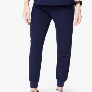 FIGS jogger scrub pant - L/petite
